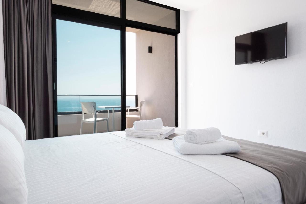 Wait 'N Sea Hotel Himare Ngoại thất bức ảnh