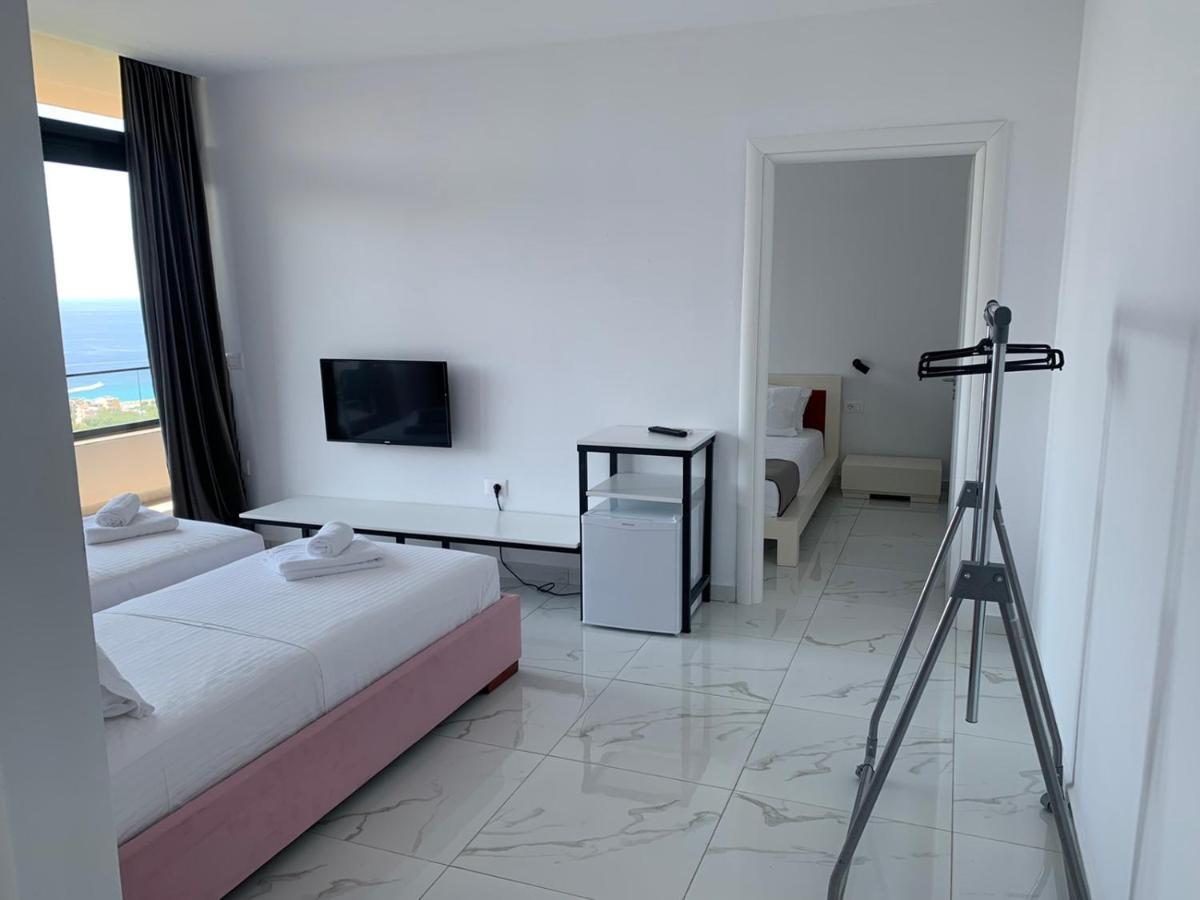 Wait 'N Sea Hotel Himare Ngoại thất bức ảnh