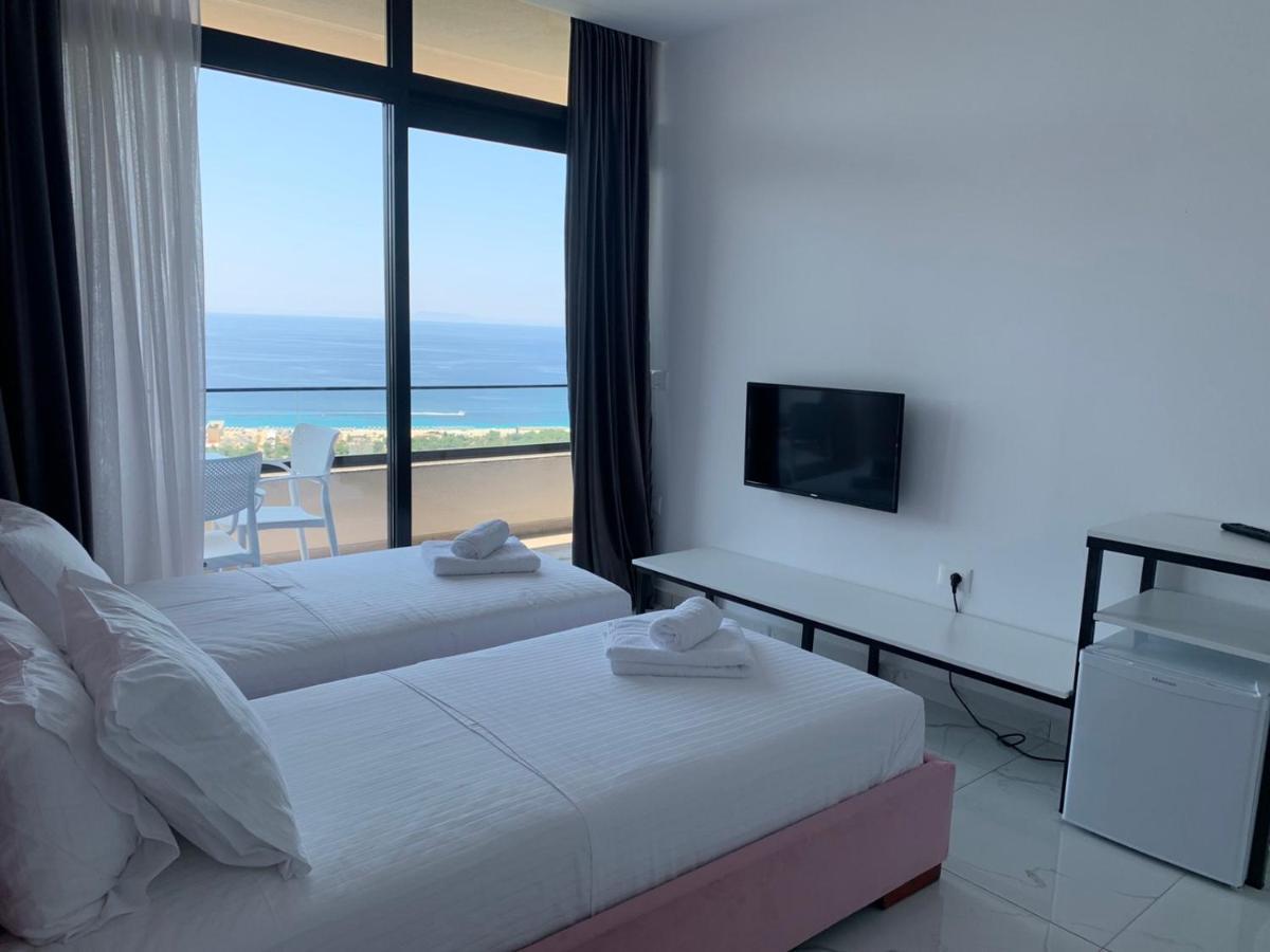 Wait 'N Sea Hotel Himare Ngoại thất bức ảnh