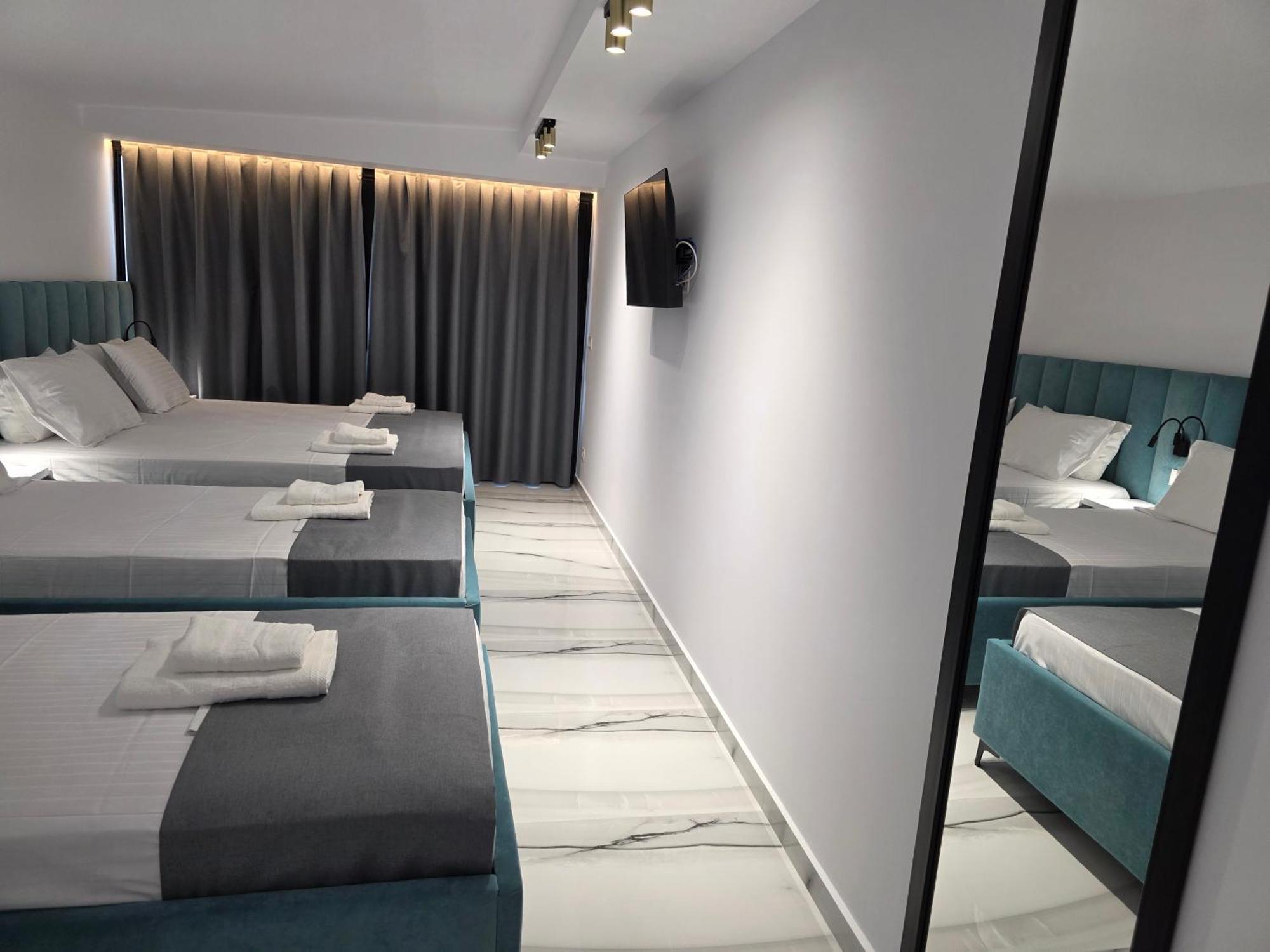 Wait 'N Sea Hotel Himare Ngoại thất bức ảnh