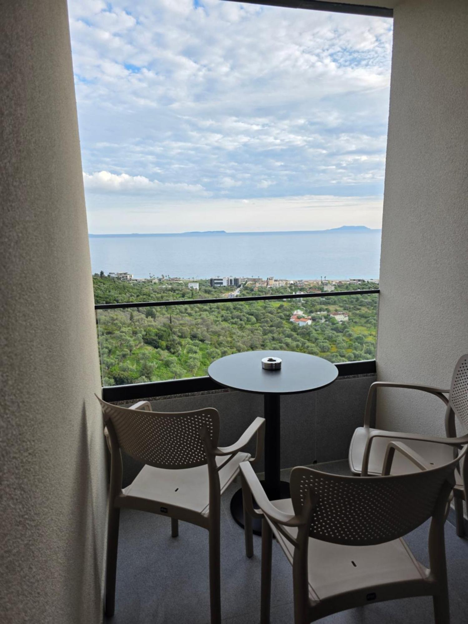 Wait 'N Sea Hotel Himare Ngoại thất bức ảnh